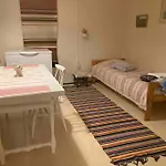 Omakotitalo Alajaervellae Βίλα *