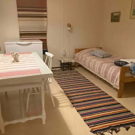 Omakotitalo Alajaervellae Villa *