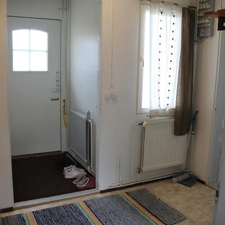 Villa Omakotitalo Alajaervellae *