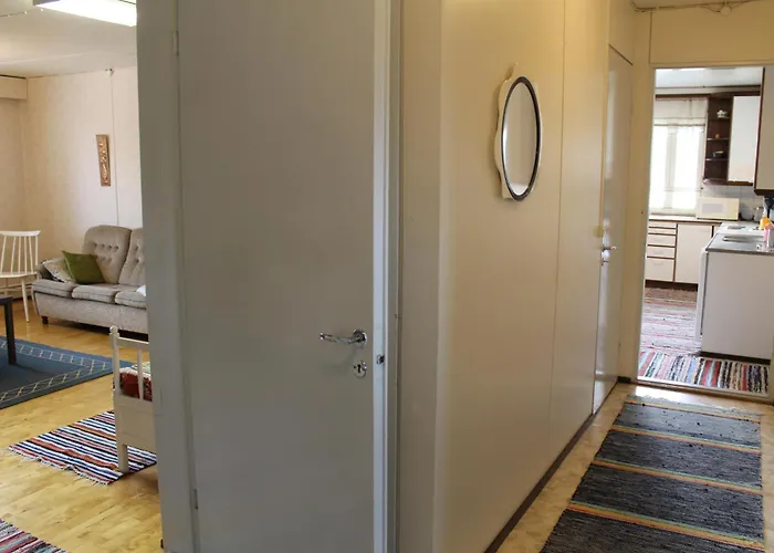 Omakotitalo Alajaervellae Villa *