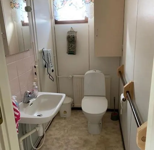 Villa Omakotitalo Alajaervellae